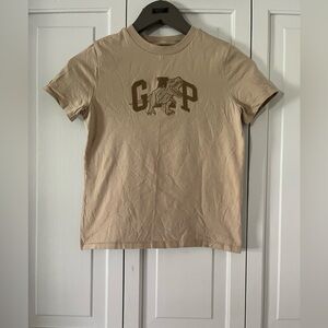 GAP Beige dinosaur tee